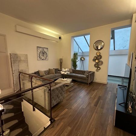 Les Champs Elysees-125M2 Modern And Spacious Париж Екстериор снимка